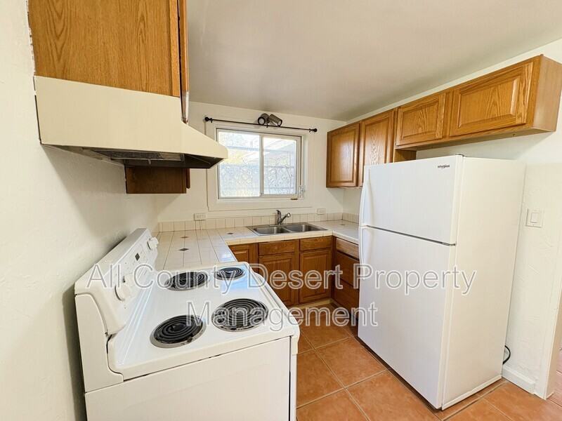 44651 San Pascual Ave #2 - Photo 4 of 14