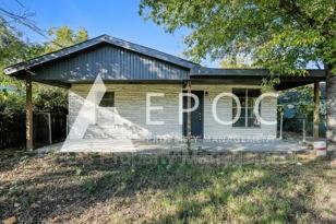 118 Cedar St  