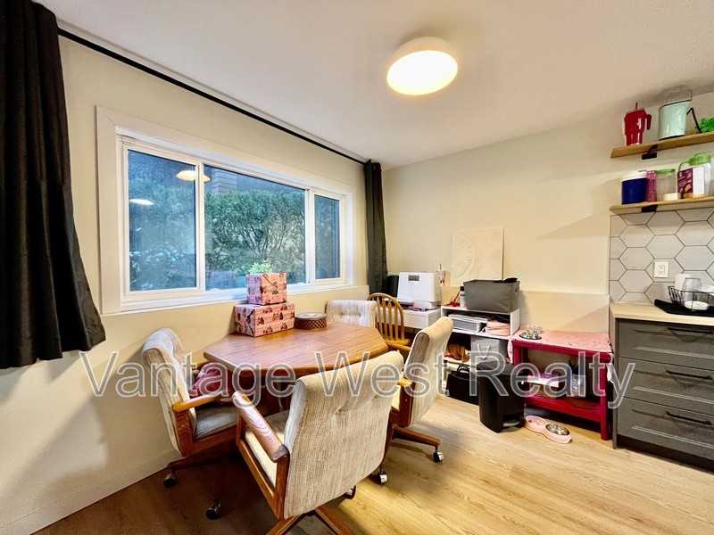 200 Bernard Ave - Photo 5 of 21