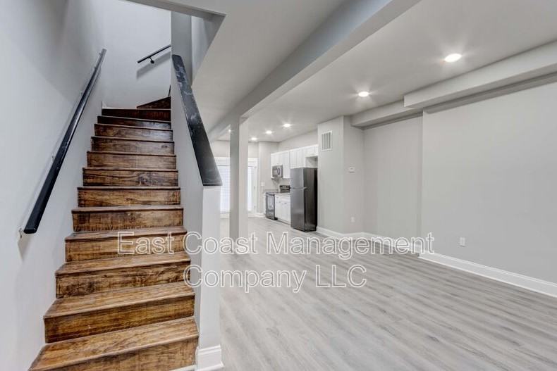 2619 Loyola Northway - Photo 7 of 30