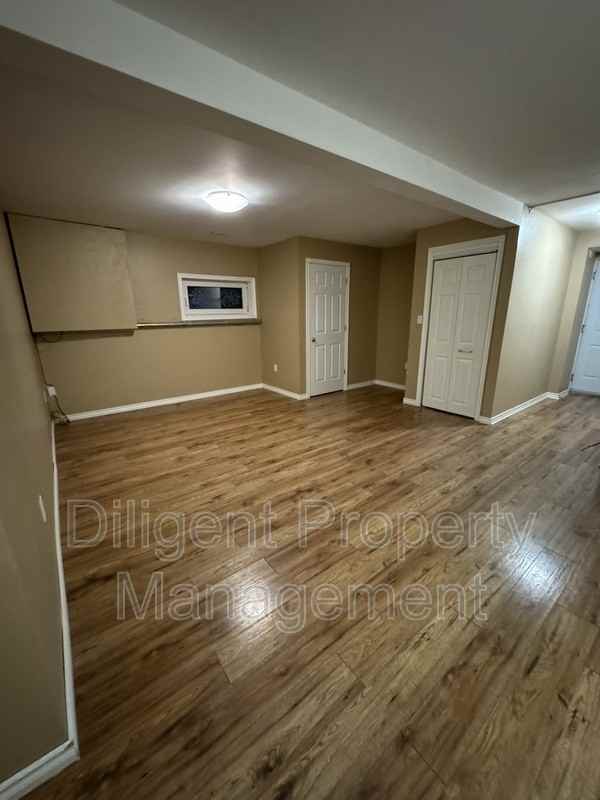267 Louden Terr - Photo 7 of 22