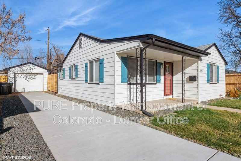 5525 Brentwood St - Photo 3 of 21