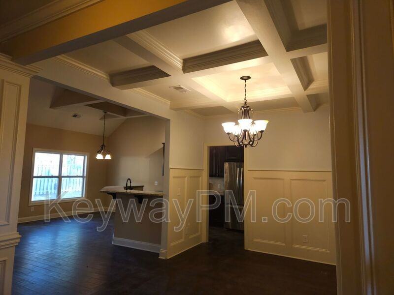 245 Tulip Dr - Photo 6 of 18