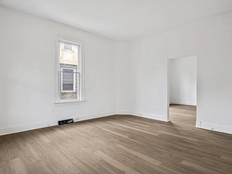 2928 Mary Irene St - Photo 2 of 10