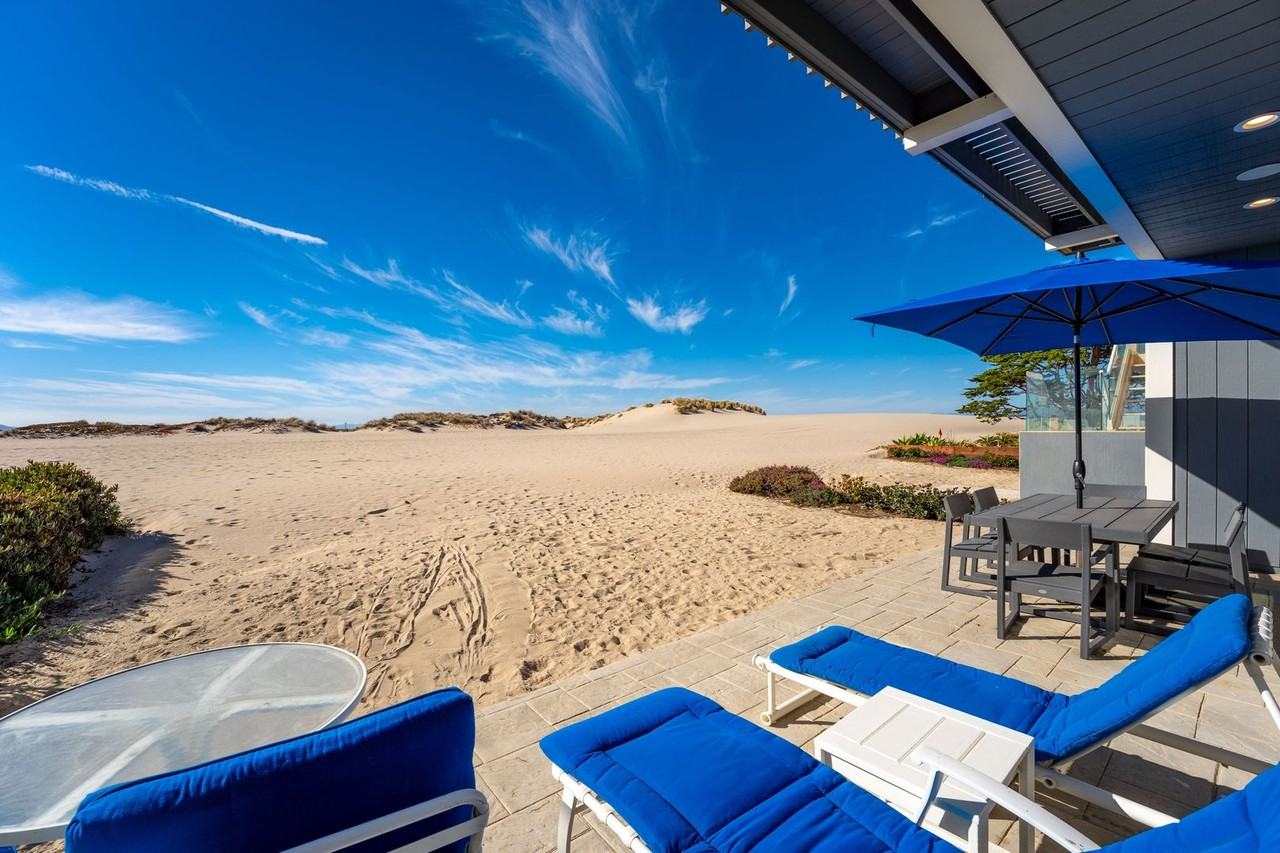 3321 Ocean Dr - Photo 6 of 45