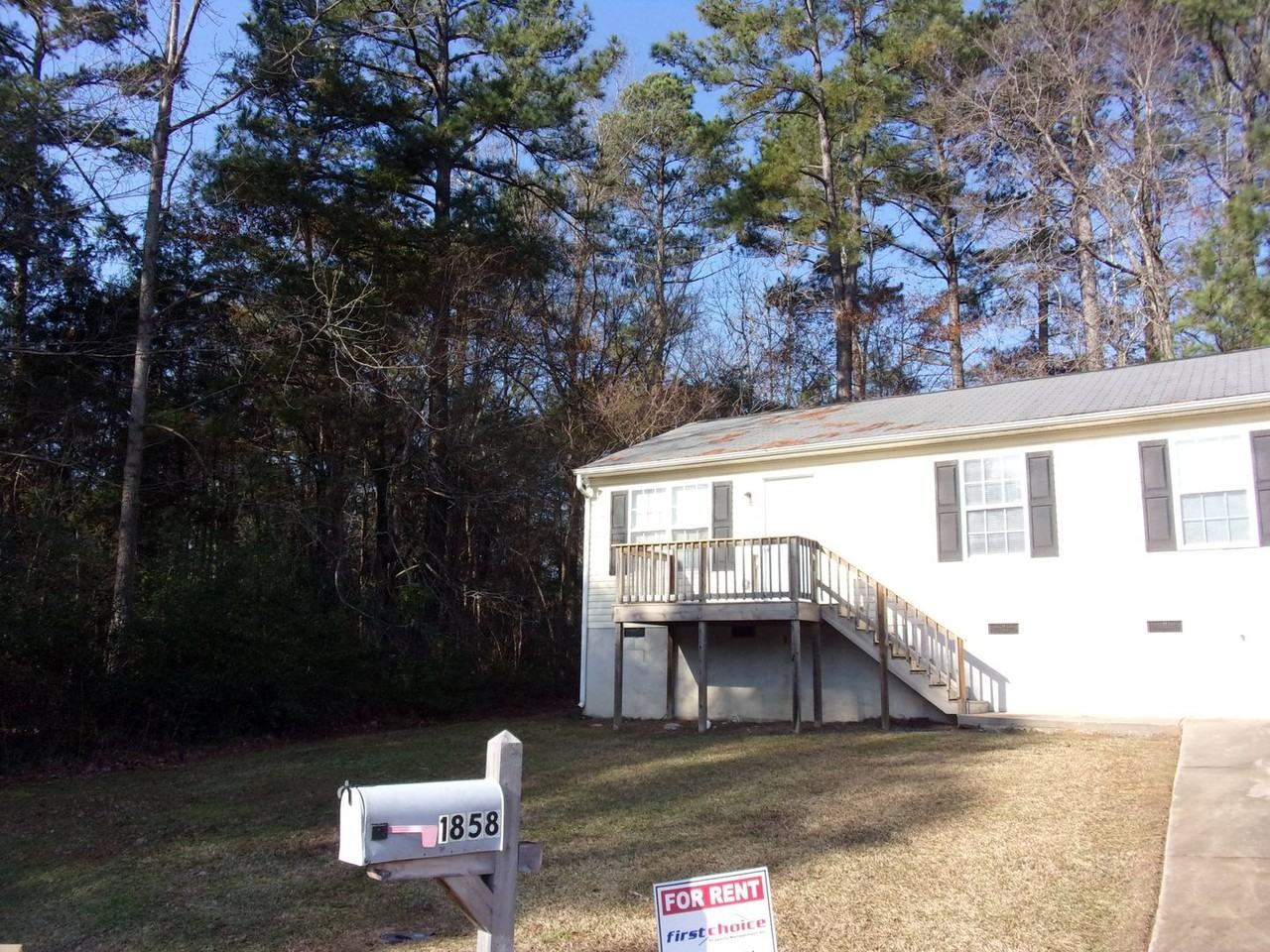 1858 Gathings Rd - Photo 2 of 14