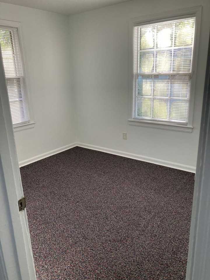 207 Highway Ave Ne - Photo 2 of 13