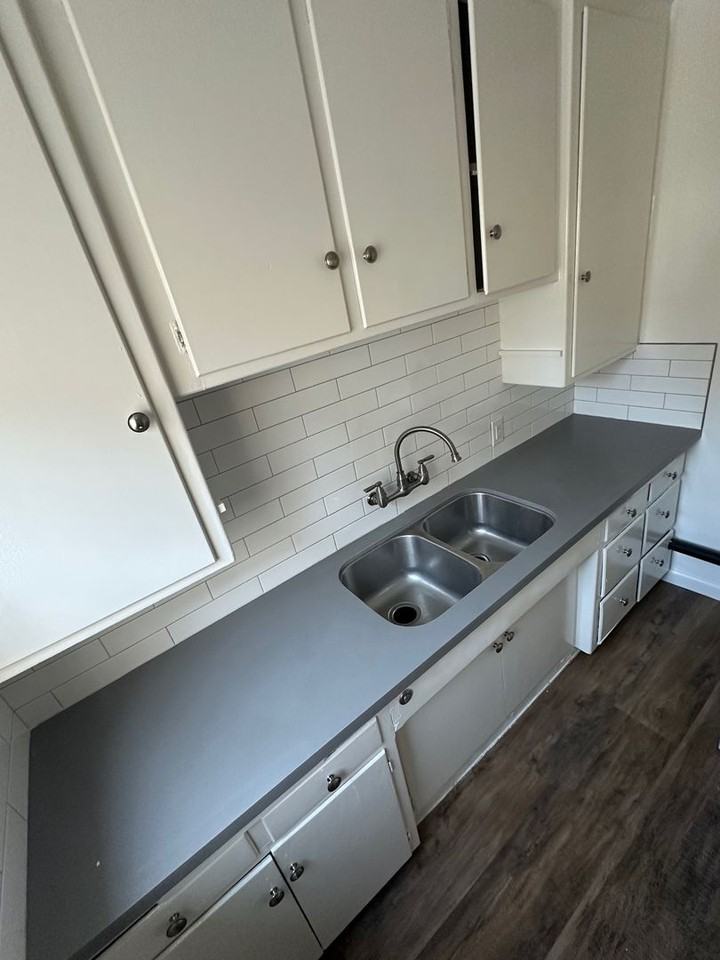 2019 Oak St - Photo 6 of 12