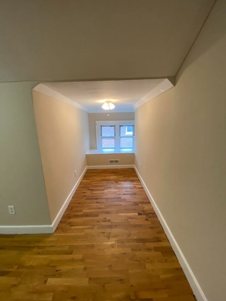 743 Broad St Nw #2 - Photo 5 of 10