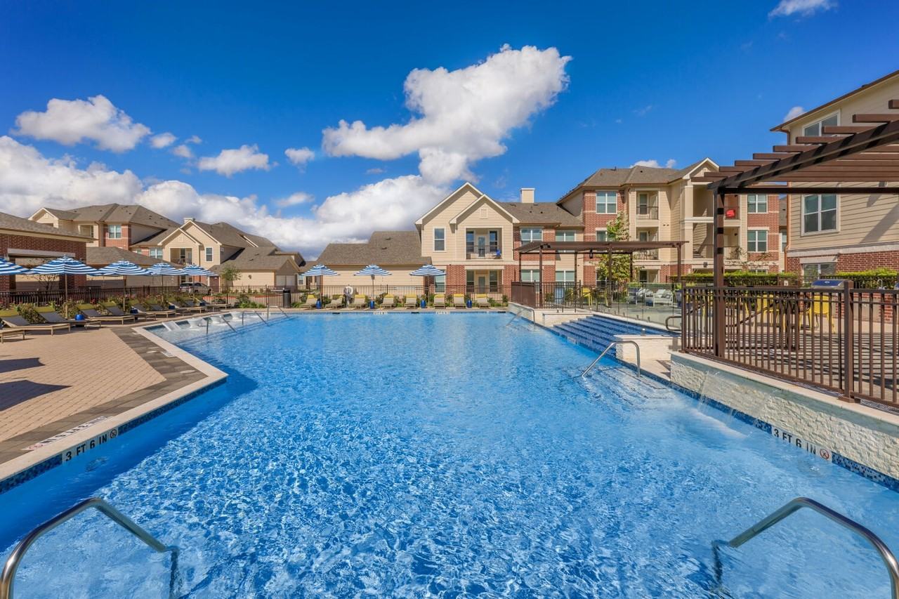 Ravella At Sienna Plantation - Photo 2 of 29