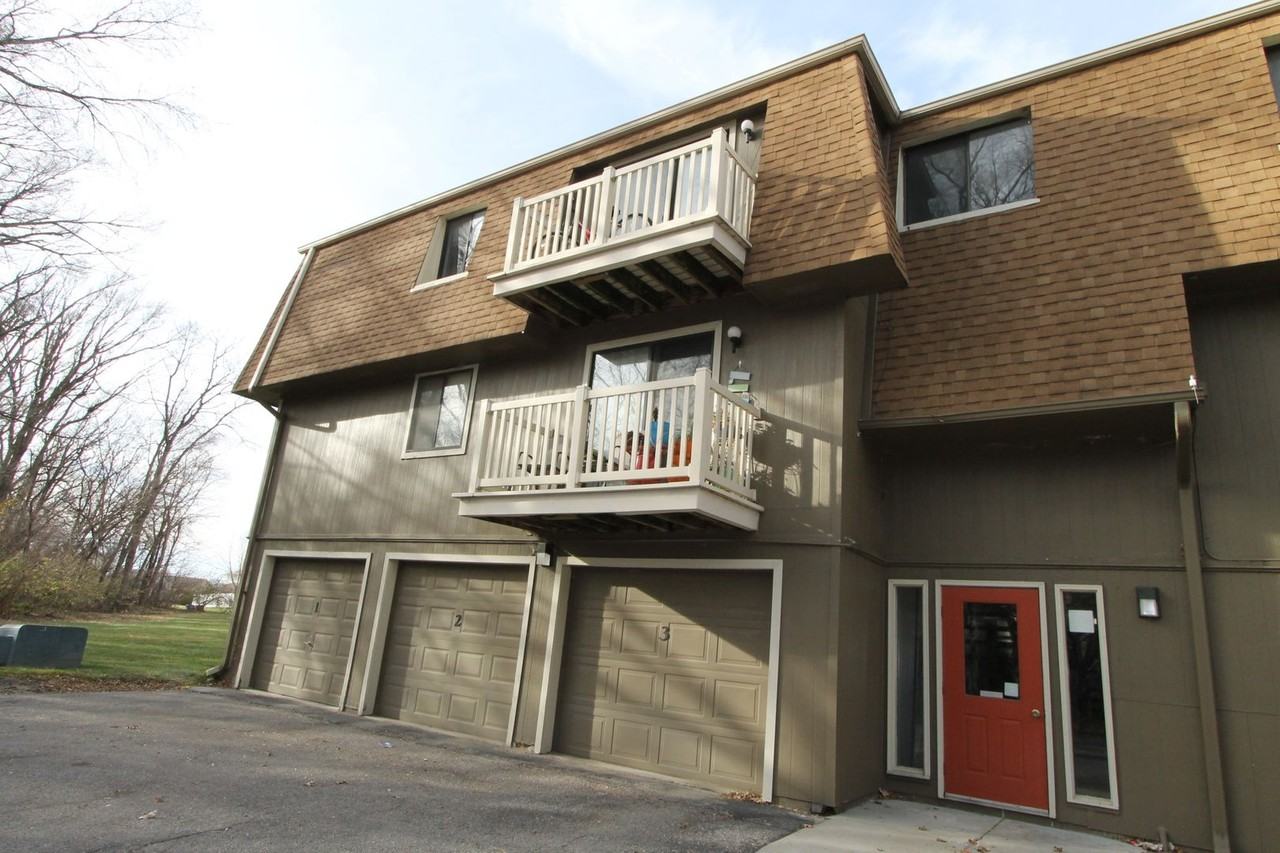 4921 Copper Creek Rd - Photo 5 of 17