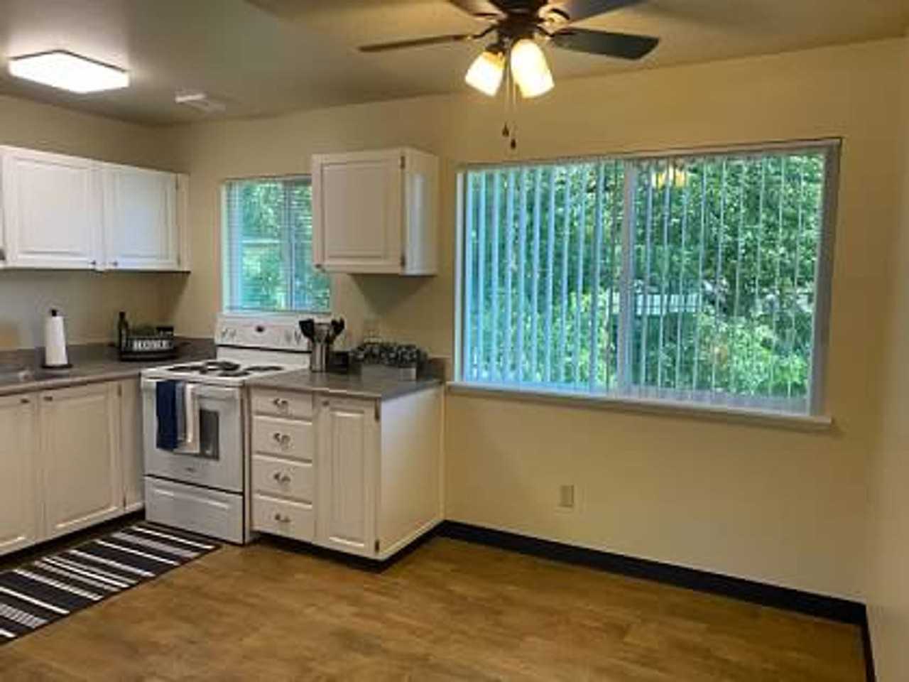 Timber Grove at Mt. Scott - Photo 4 of 50