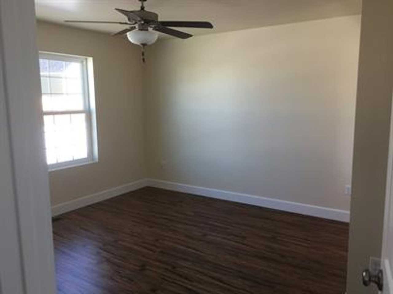 2321 Sturnella Lane - Photo 3 of 11