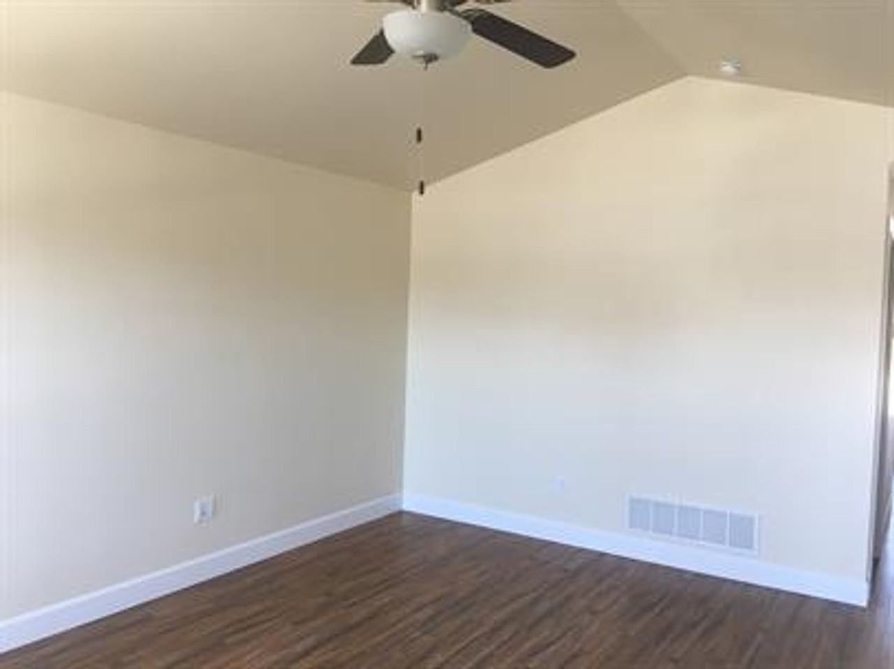 2321 Sturnella Lane - Photo 6 of 11