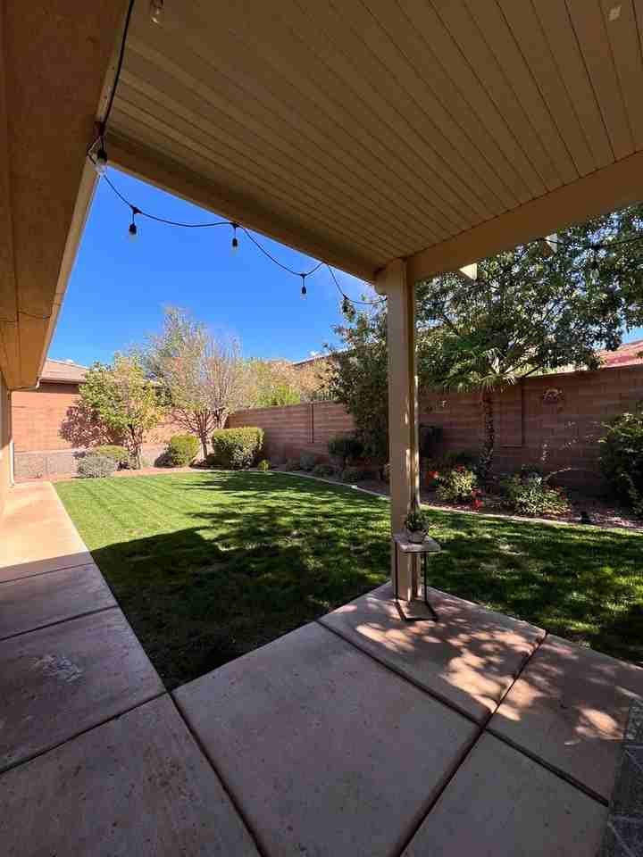 1920 N Lakota Dr - Photo 5 of 24