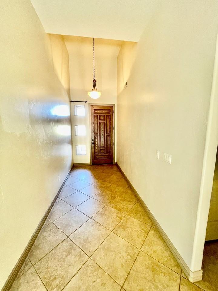 1920 N Lakota Dr - Photo 7 of 24