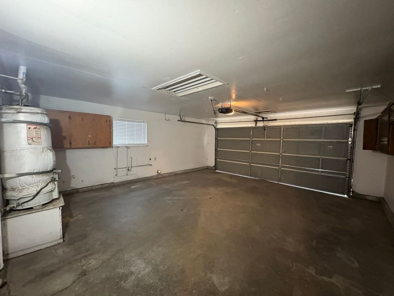 1421 E Bardsley Ave - Photo 2 of 37