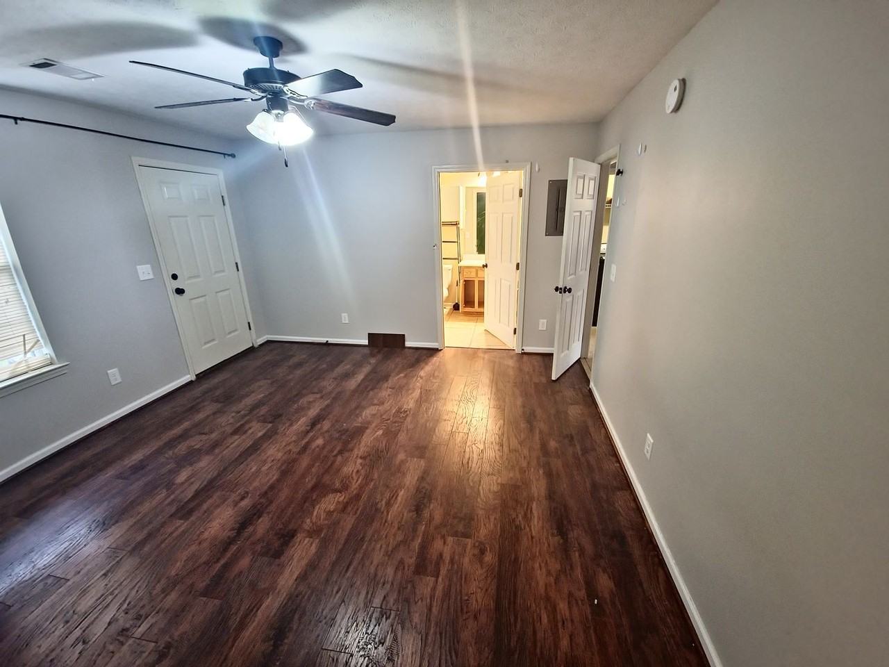 1992 Downs Way - Photo 4 of 7