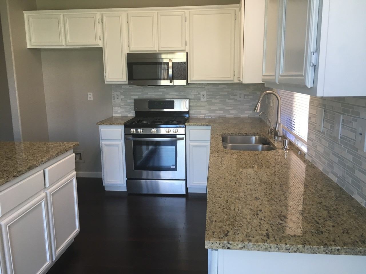 539 Butte View Dr - Photo 2 of 5