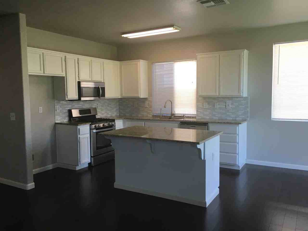 539 Butte View Dr - Photo 3 of 5