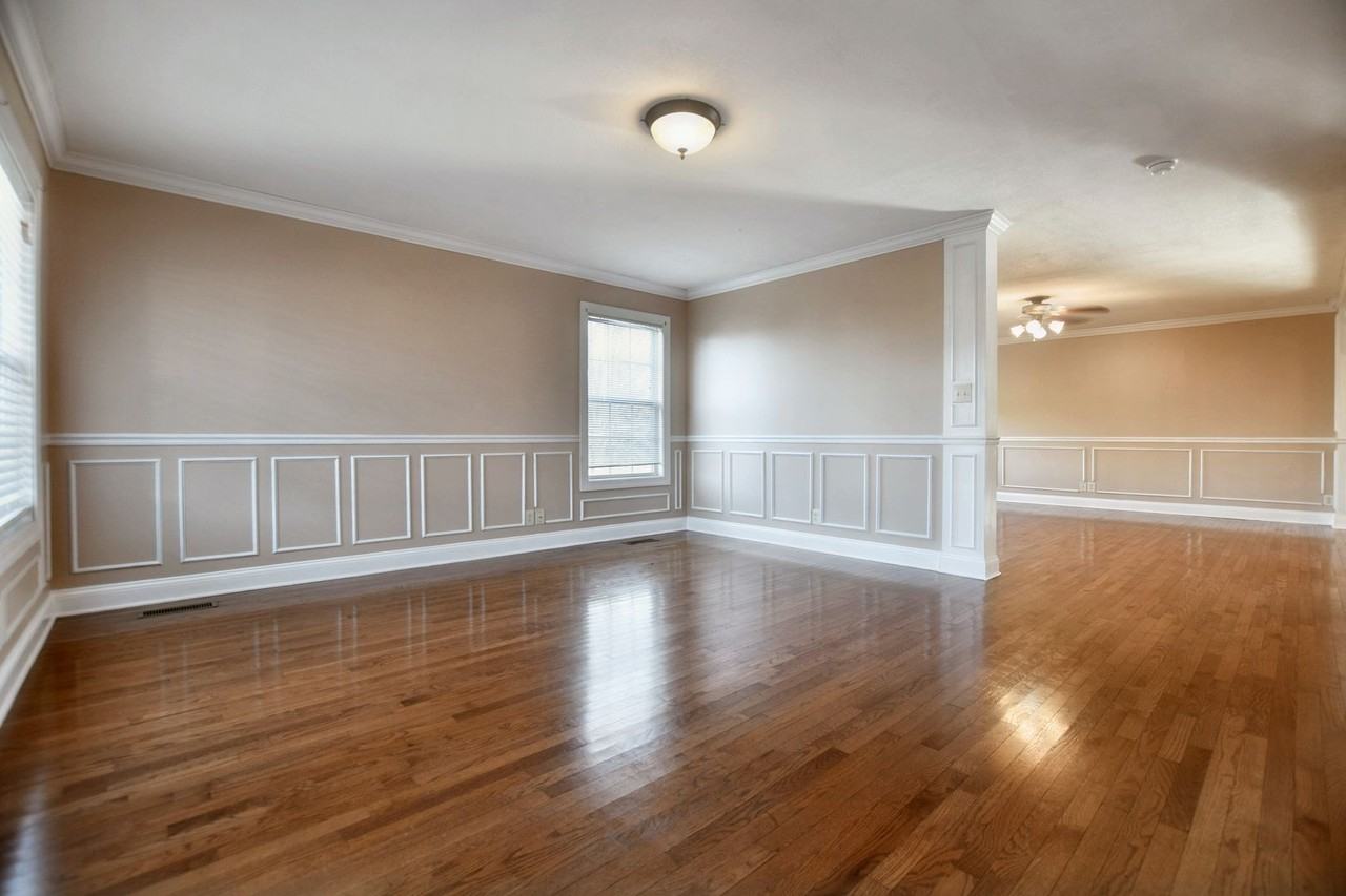 2609 Sugarhill Ct - Photo 3 of 34