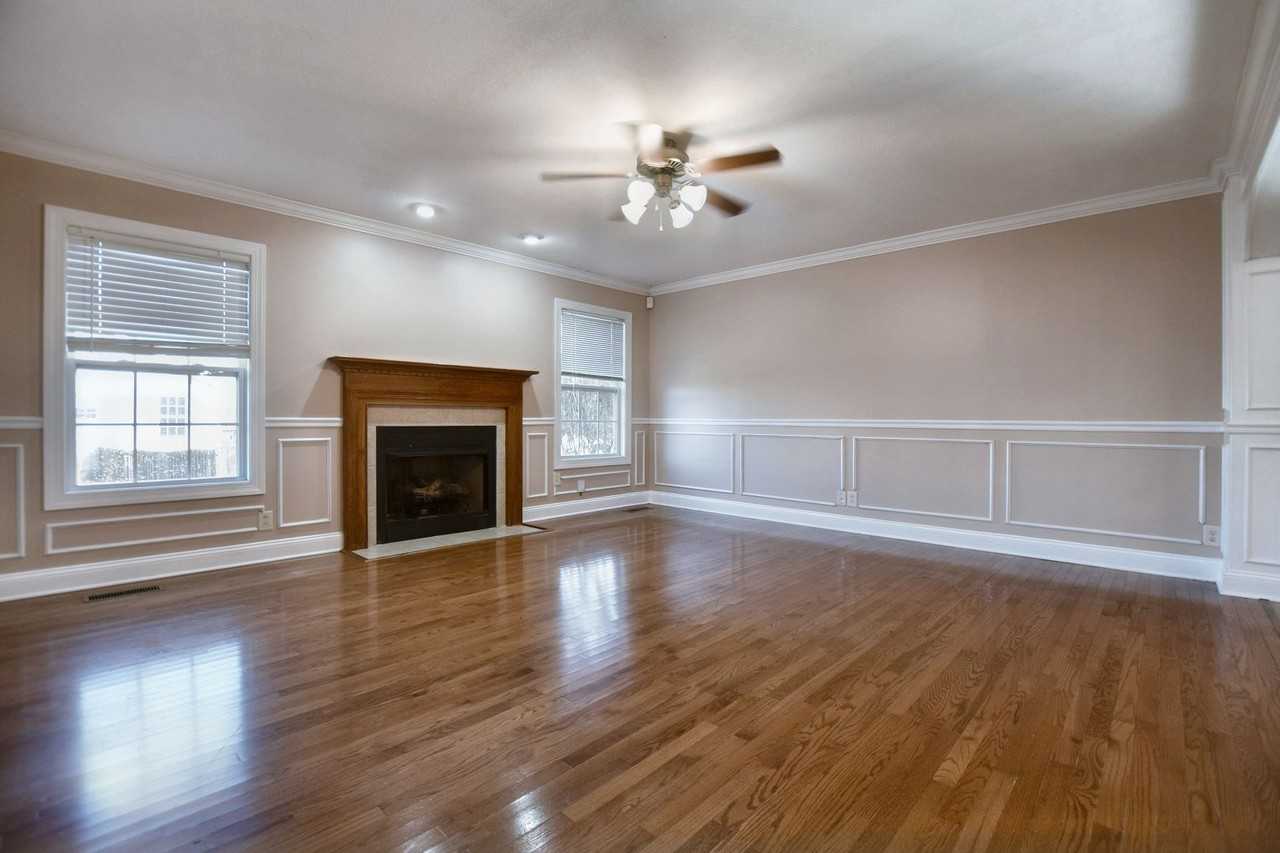 2609 Sugarhill Ct - Photo 7 of 34