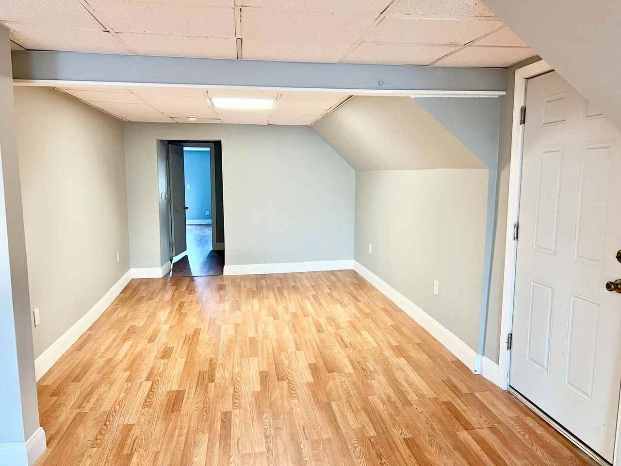 669 Forest Ave - Photo 5 of 20