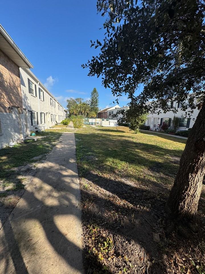 55 Needle Blvd #64 - Photo 4 of 20