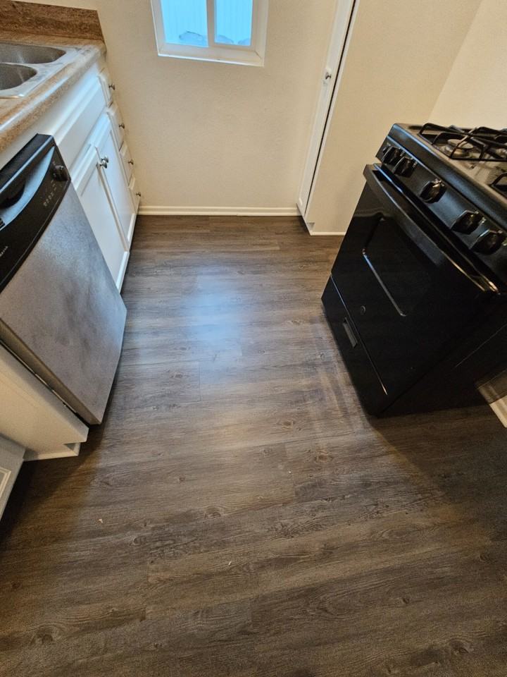 4329 Van Nuys - Photo 3 of 6