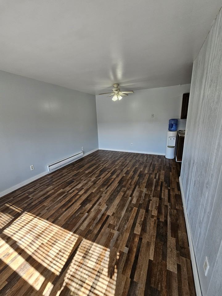 1715 La Crescent St #141 - Photo 4 of 15