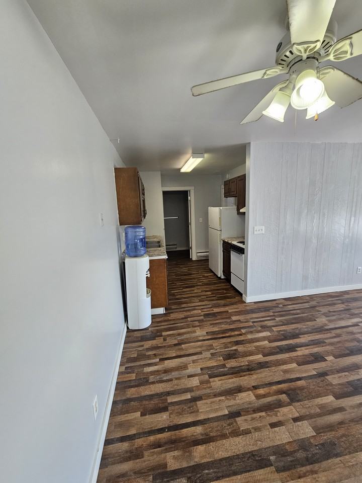 1715 La Crescent St #141 - Photo 7 of 15