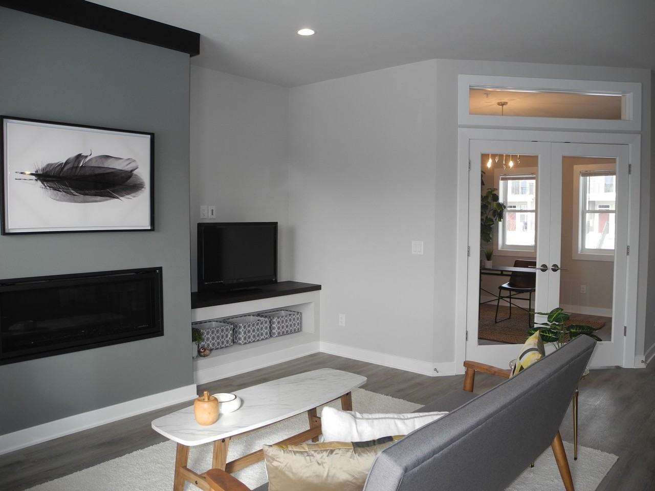 301 Cross Oak Dr #1 - Photo 4 of 18