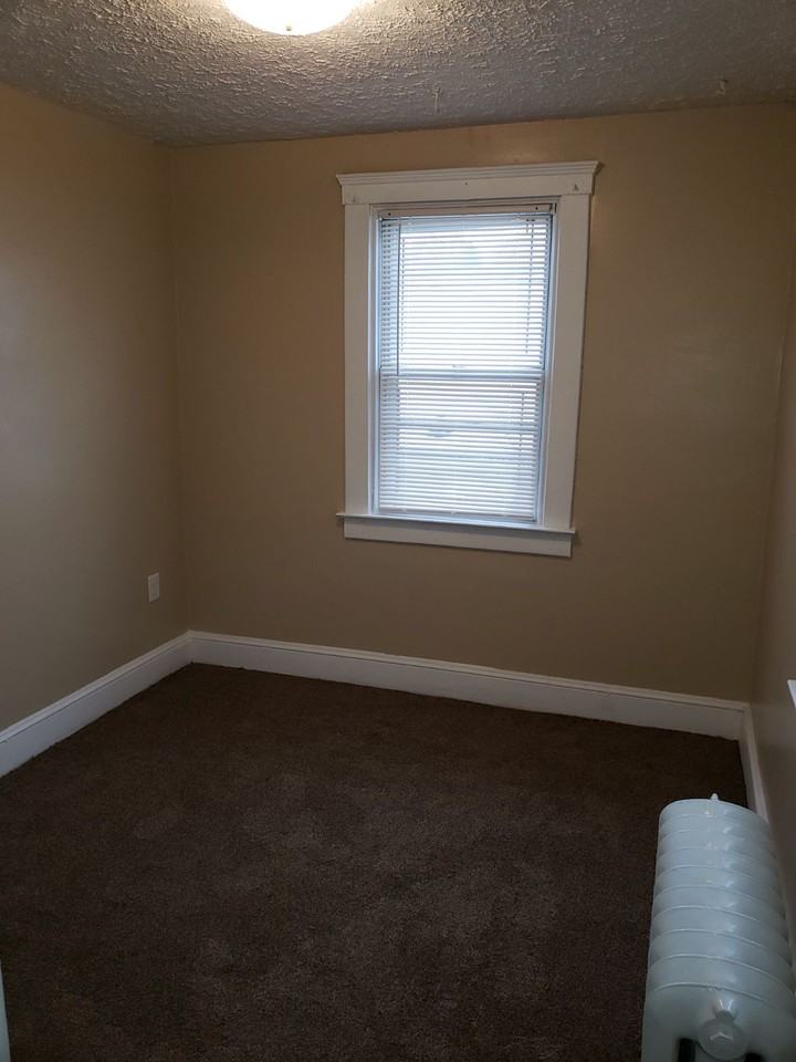 4104 Ritchie Hwy - Photo 7 of 8