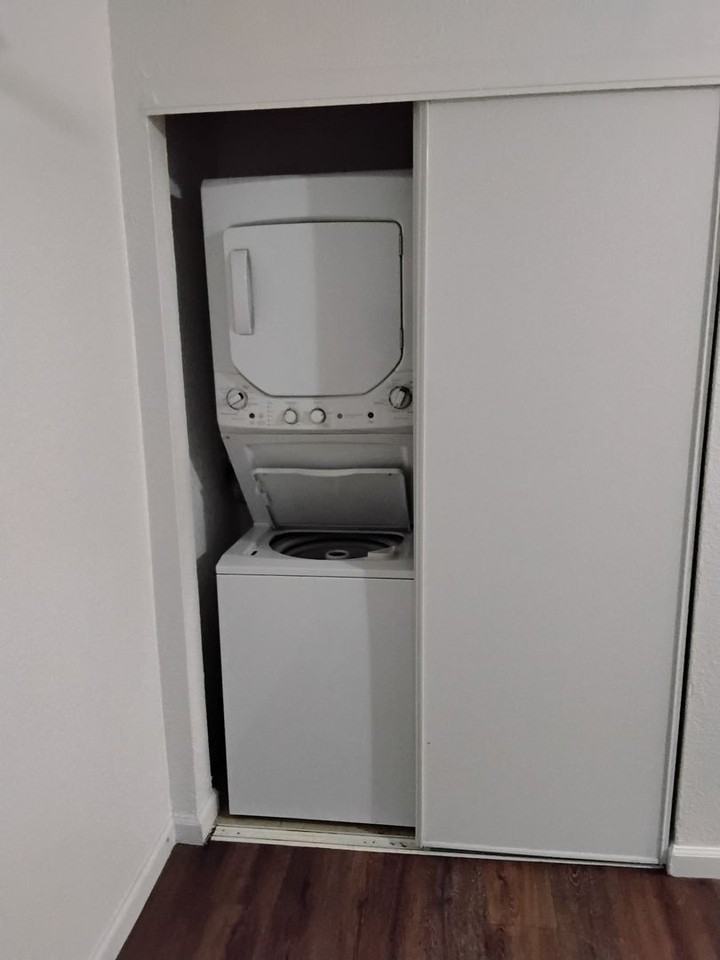 Riverglen Apartments - Photo 4 of 25