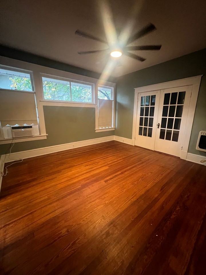 717 Kirby Pl - Photo 5 of 10