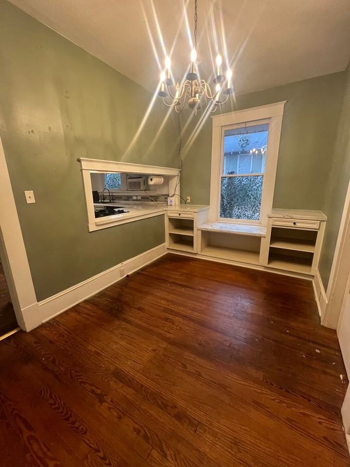 717 Kirby Pl - Photo 6 of 10