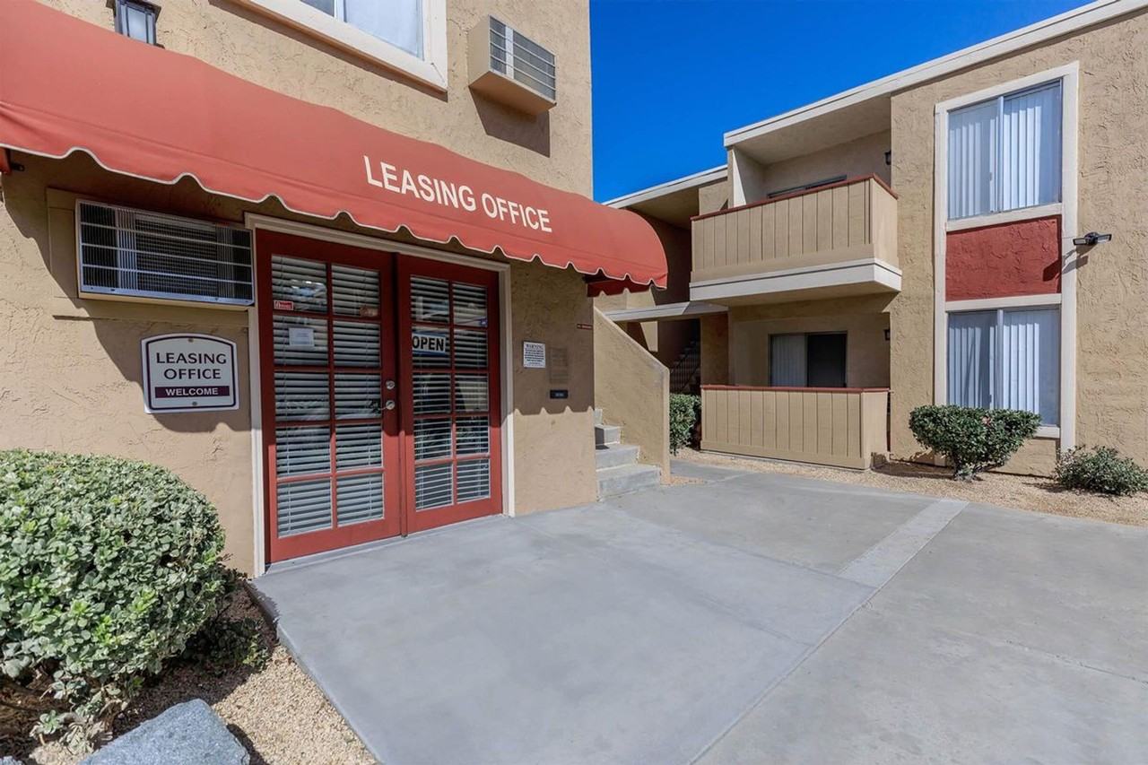 River Trail Apartments - Photo 2 of 12