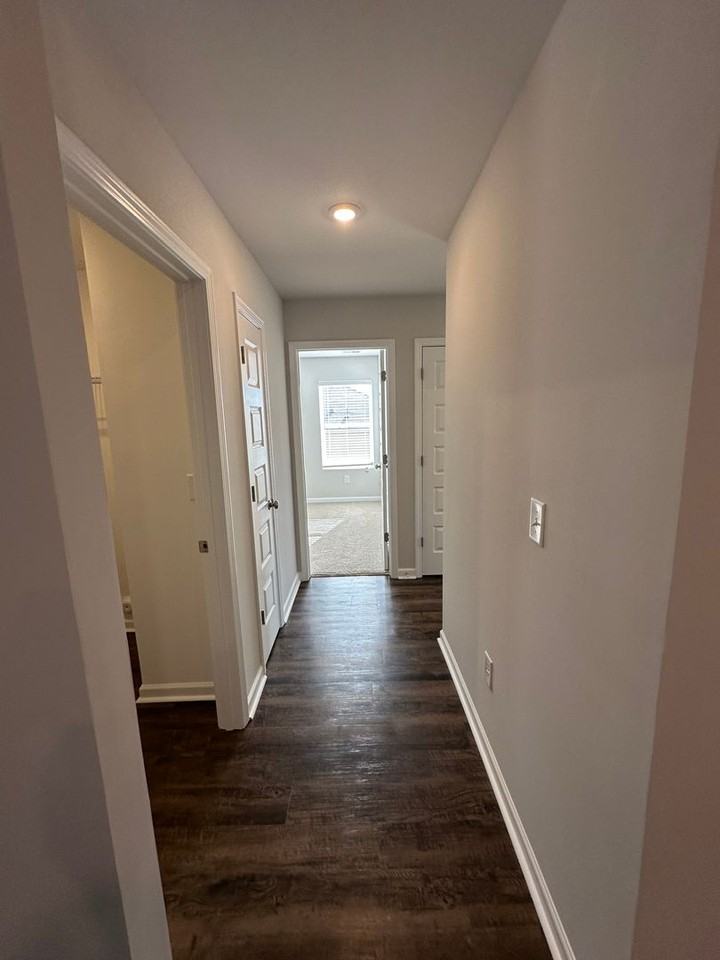 141 Coleman Way - Photo 5 of 18