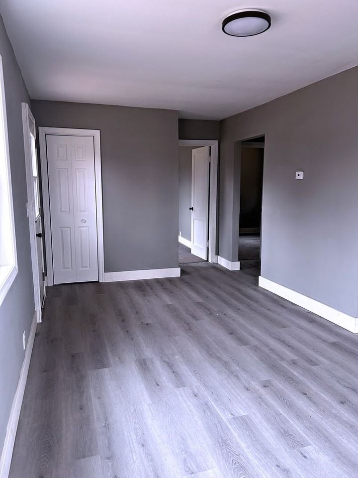 315 2nd Ave - Photo 5 of 11