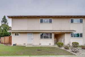 featured image of 699 Grand Coulee Ave
