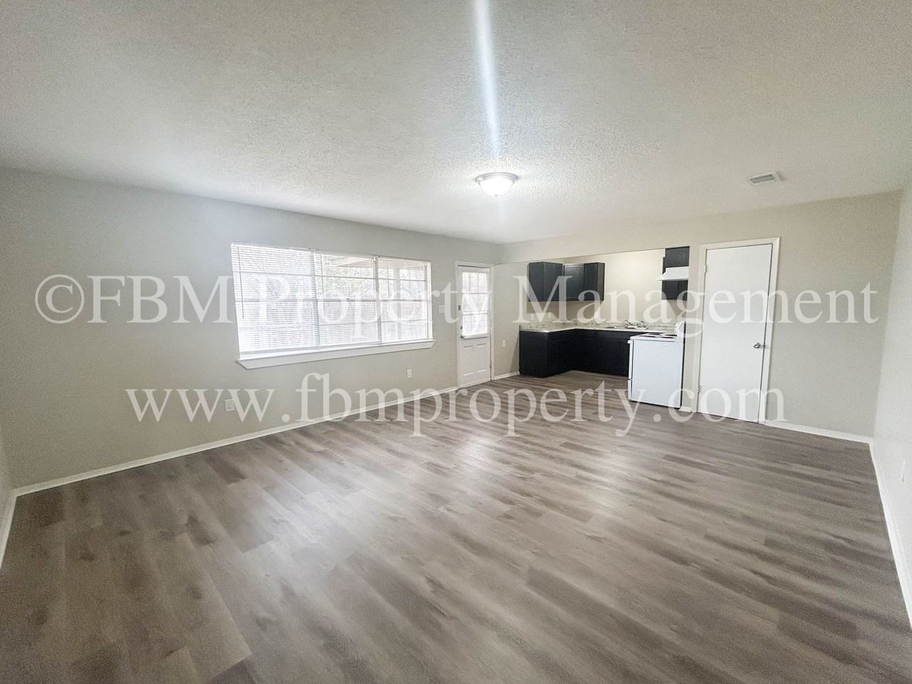 101 W Latimer St #A - Photo 5 of 19