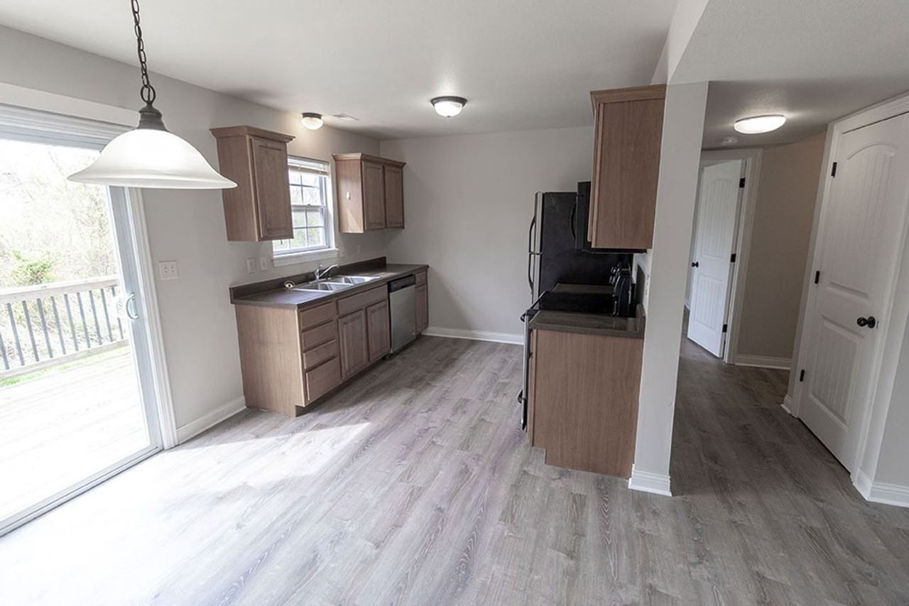 4712 Dehaven Dr - Photo 7 of 38