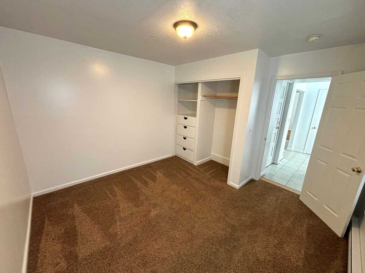 818sass - Photo 6 of 18