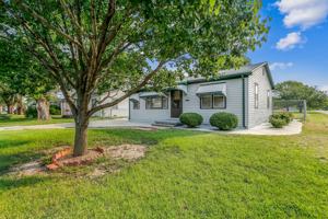 featured image of 2060 S Bonn St
