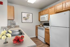featured image of 6905 Enoch Dr