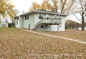 480 Merriman Dr - Photo 1 of 1