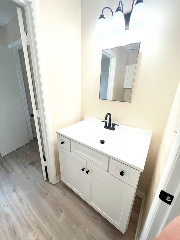 41 Lynette Dr - Photo 3 of 18