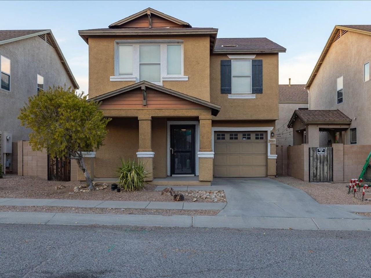 8061 E Senate St - Photo 2 of 30