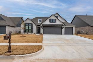 12461 S Lakewood Ave - Photo 1 of 1