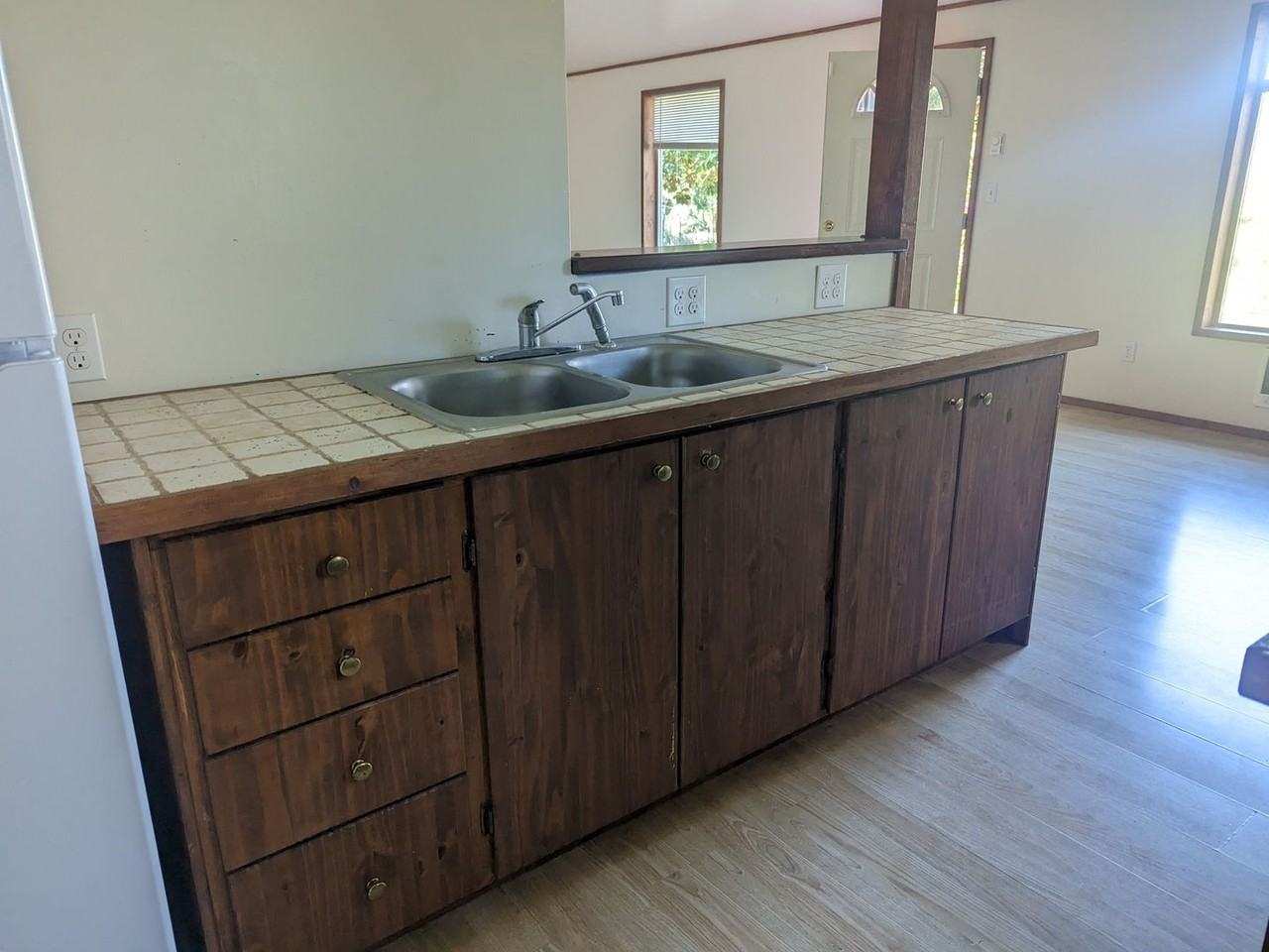 710 Wolf Valley Dr - Photo 3 of 10